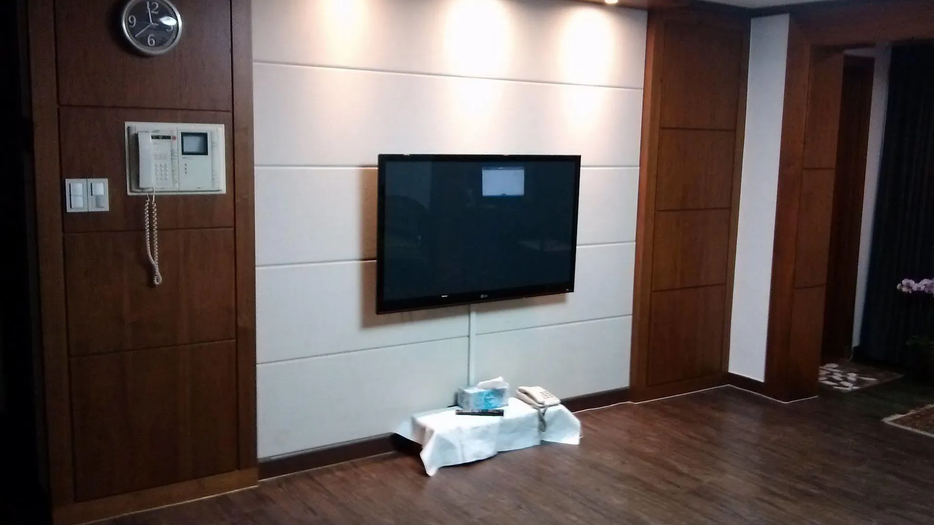 K Star Road Guesthouse - Hostel Seul Otel